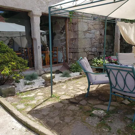 酒店 Casa Rural Do Fontan 庞特维德拉