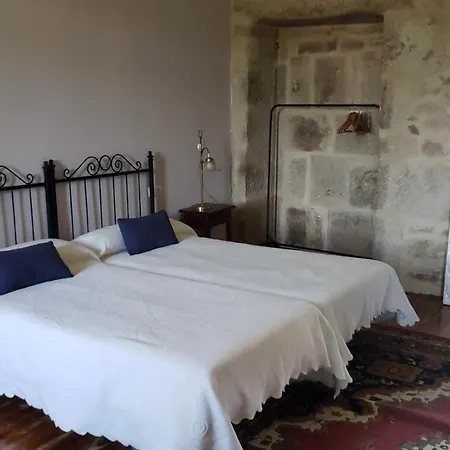 Casa Rural Do Fontan 庞特维德拉